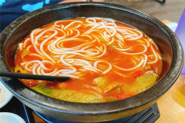 泉线泉水过桥米线加盟