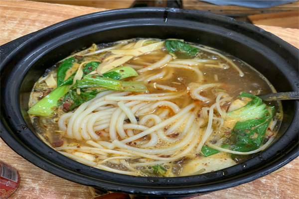 砂锅过桥米线加盟