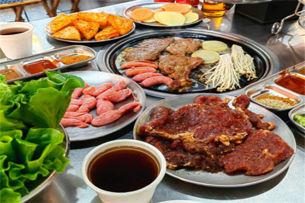 名嘉碳烤烤肉 名嘉碳烤烤肉