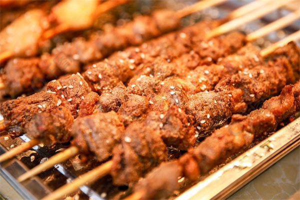 小明家烤肉