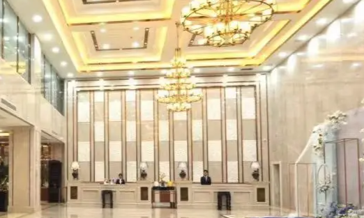 泊宁酒店