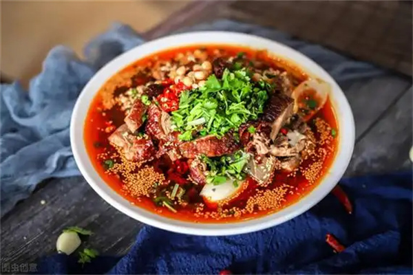 大宗桶干拌冒菜