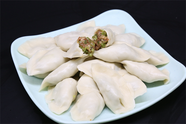 阿泰现包水饺