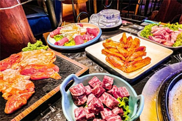 马路边边烤肉