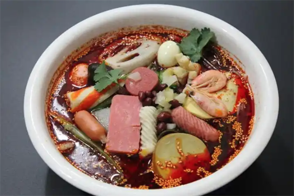 串串冷锅鱼冒菜馆