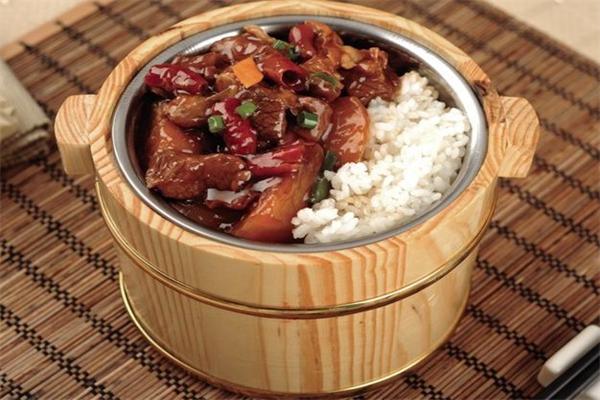 湘约木桶饭