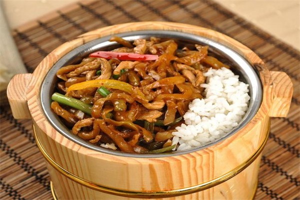 湘约木桶饭