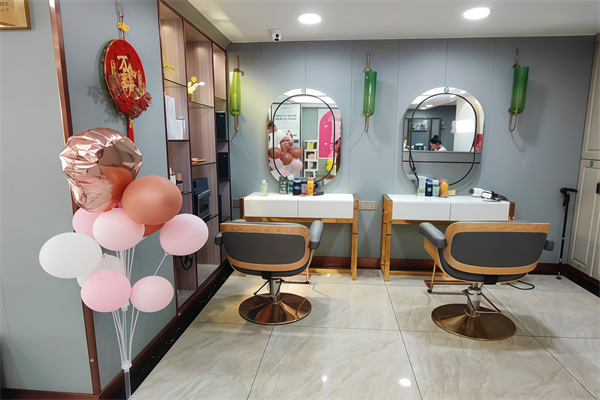 麦丝隆黑发王 麦丝隆黑发王