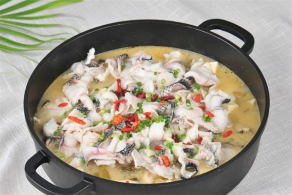 我爱小嗨鱼酸菜鱼