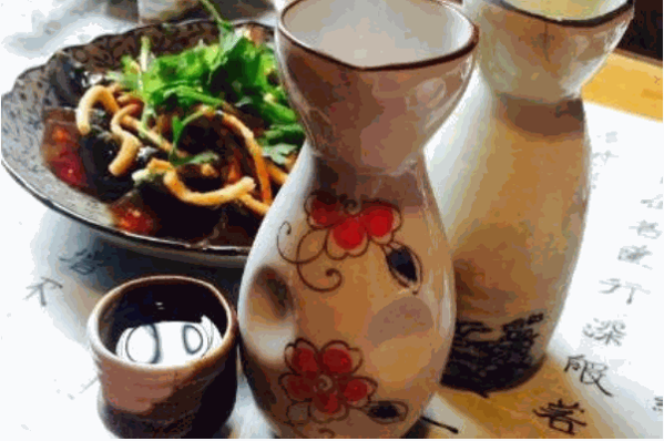 鸭百货小酒馆