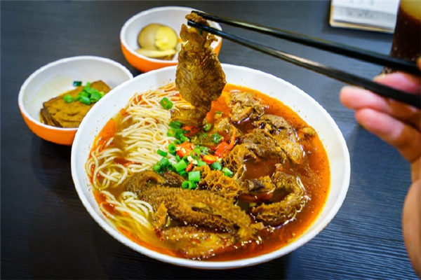 老奶奶牛肉面馆