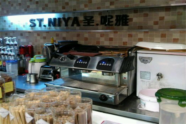圣呢雅蛋糕店