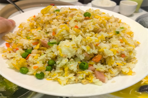 扬州炒饭 扬州炒饭