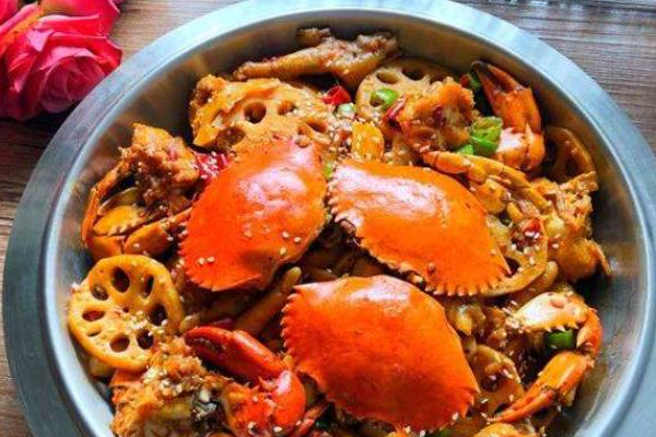 巴啦嘴肉蟹煲