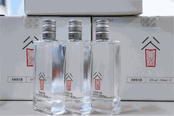 谷小酒