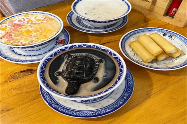 冰轩秘制龟苓膏奶茶
