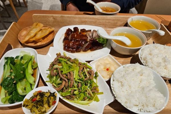 大食堂快餐