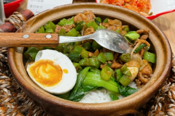 华记煲仔饭 华记煲仔饭