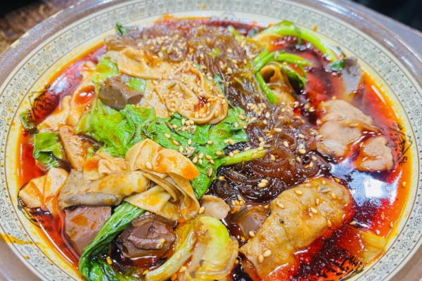 金烫烫麻辣烫