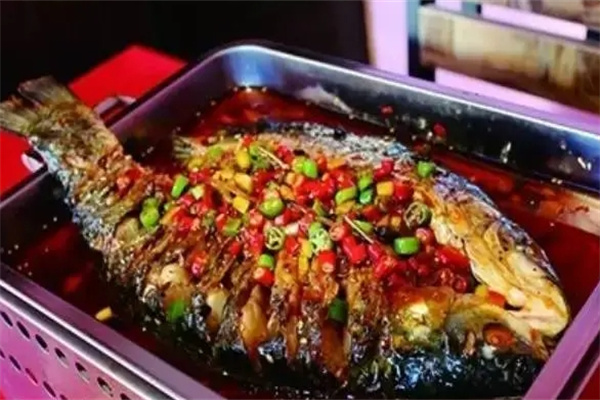 石头烤鱼