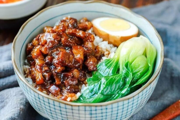 卤肉饭 卤肉饭