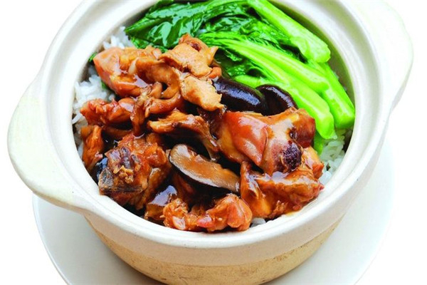 煲正点煲仔饭加盟