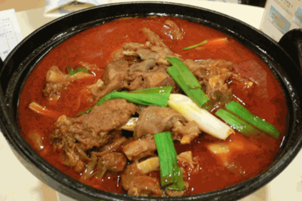 新乡红焖羊肉