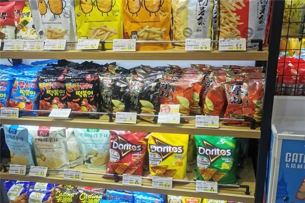 周末时光零食加盟