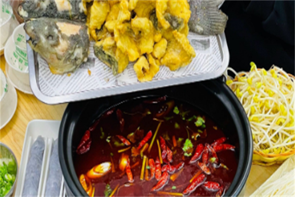 赖皮鱼火锅