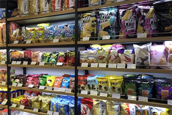 周末时光零食加盟