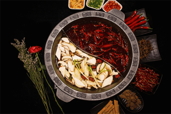 李纯丽火锅