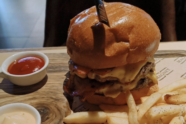 磁食汉堡·MagnetBurger
