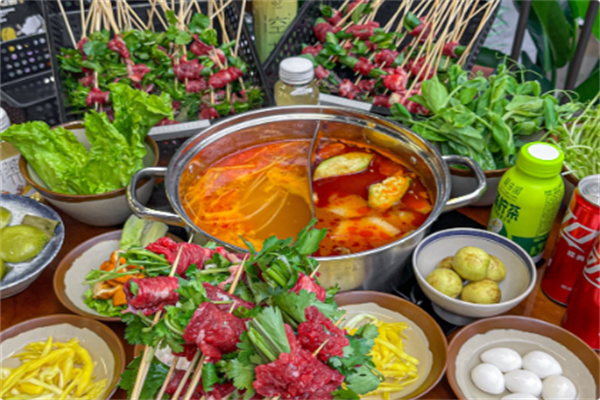 六毛串串火锅