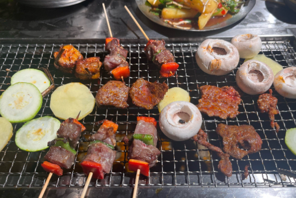 喇擦姑娘·云南烧烤