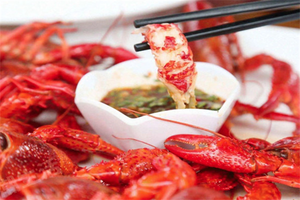 麻舌辣嘴小龙虾 麻舌辣嘴小龙虾