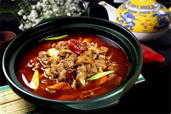 筋头巴脑牛肉火锅 筋头巴脑牛肉火锅