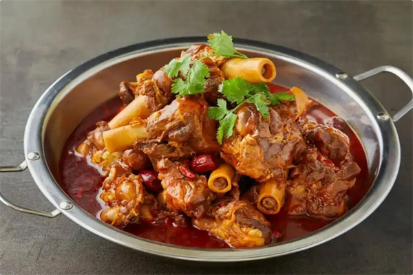 筋头巴脑牛肉火锅 筋头巴脑牛肉火锅
