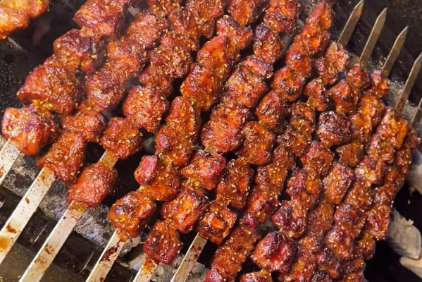 老关东·东北菜·铁锅炖·烧烤 老关东·东北菜·铁锅炖·烧烤
