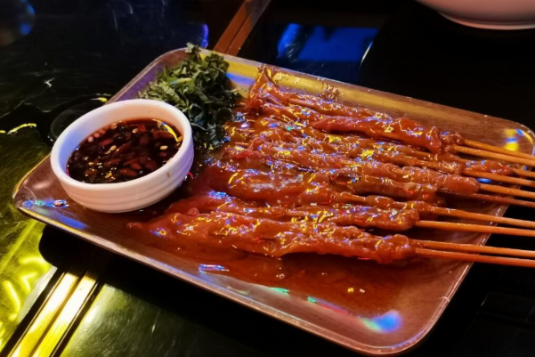 芭蕉缘·融合烧烤·经典生牛