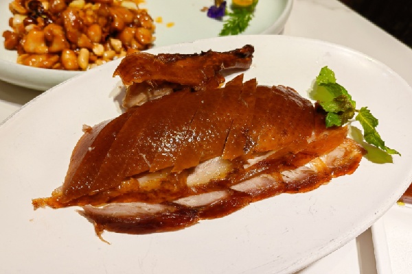 广记脆皮烤鸭