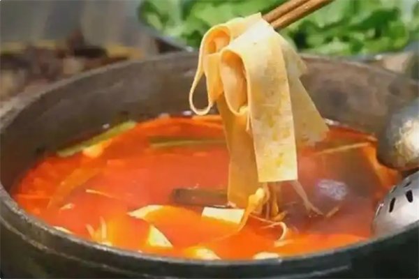 四四方圆豆腐皮火锅