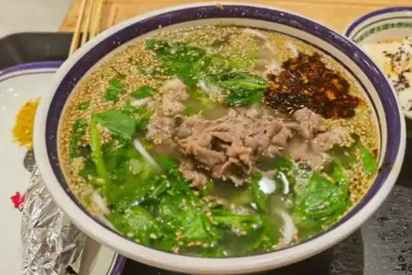 牛婆婆家生烫牛肉米线