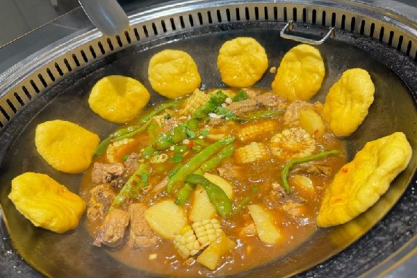 木火乡村铁锅炖 木火乡村铁锅炖
