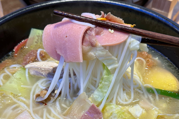 稻米先生鸡汤米线