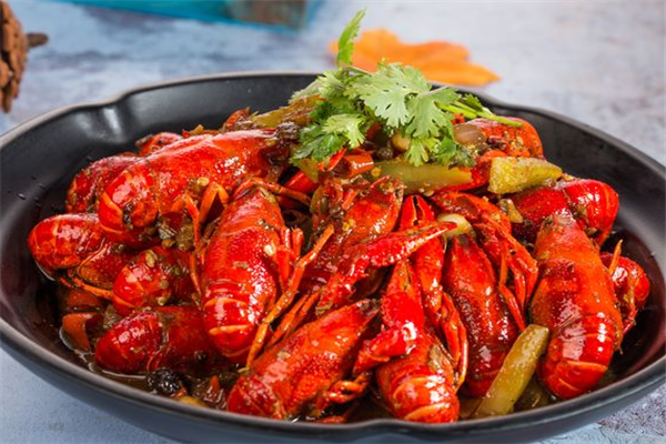 嘉多小龙虾加盟费用要多少钱？加盟怎么样