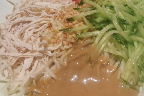 肖琪证·鸡丝凉面·米线·热拌面