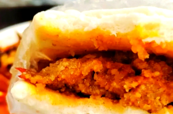 小食笼笼肉夹馍 小食笼笼肉夹馍