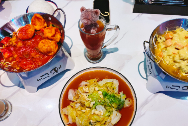 手财信记·新概念融合茶餐厅