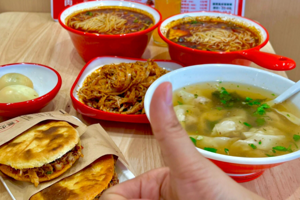 秦小吾脆皮肉夹馍·米线 秦小吾脆皮肉夹馍·米线