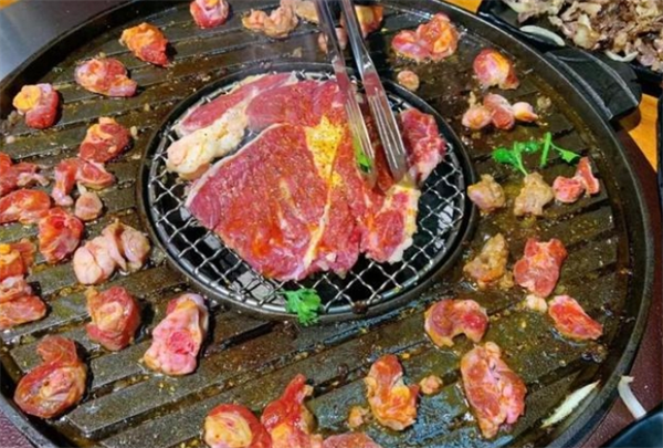 钱炙·炭火烤肉·自助料理 钱炙·炭火烤肉·自助料理